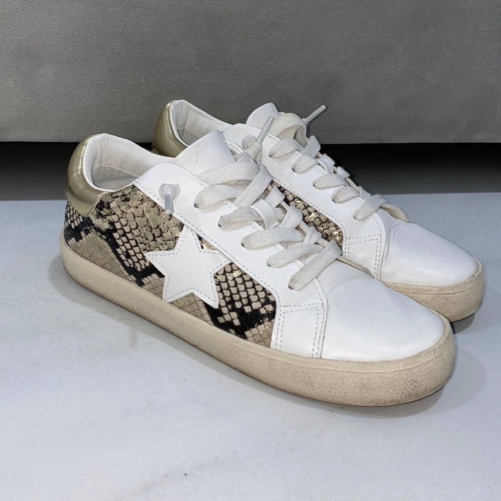 MADDEN GIRL WHITE & snakeskin sneakers